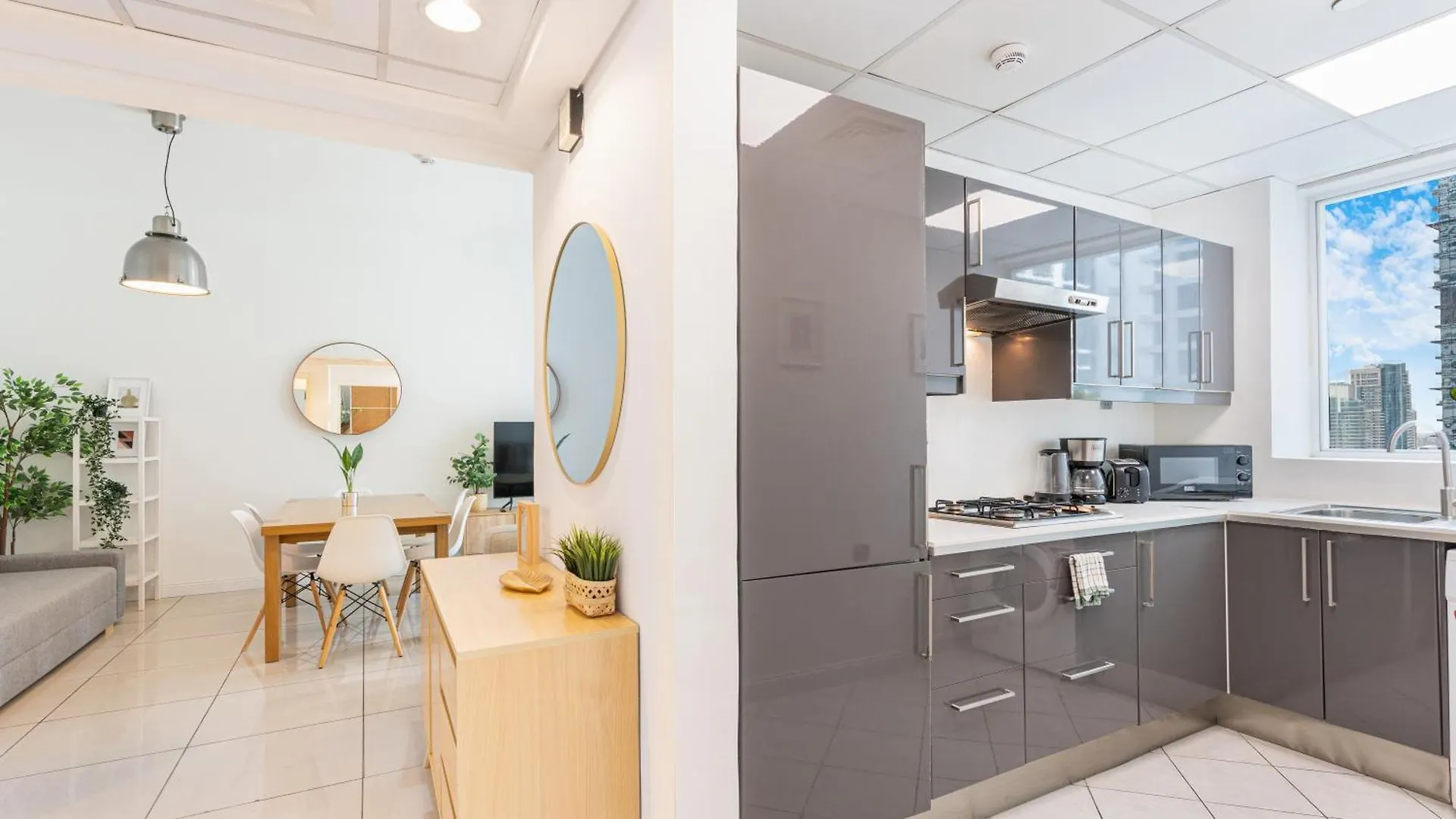 Beautiful Home At The Heart Of Marina Dubai