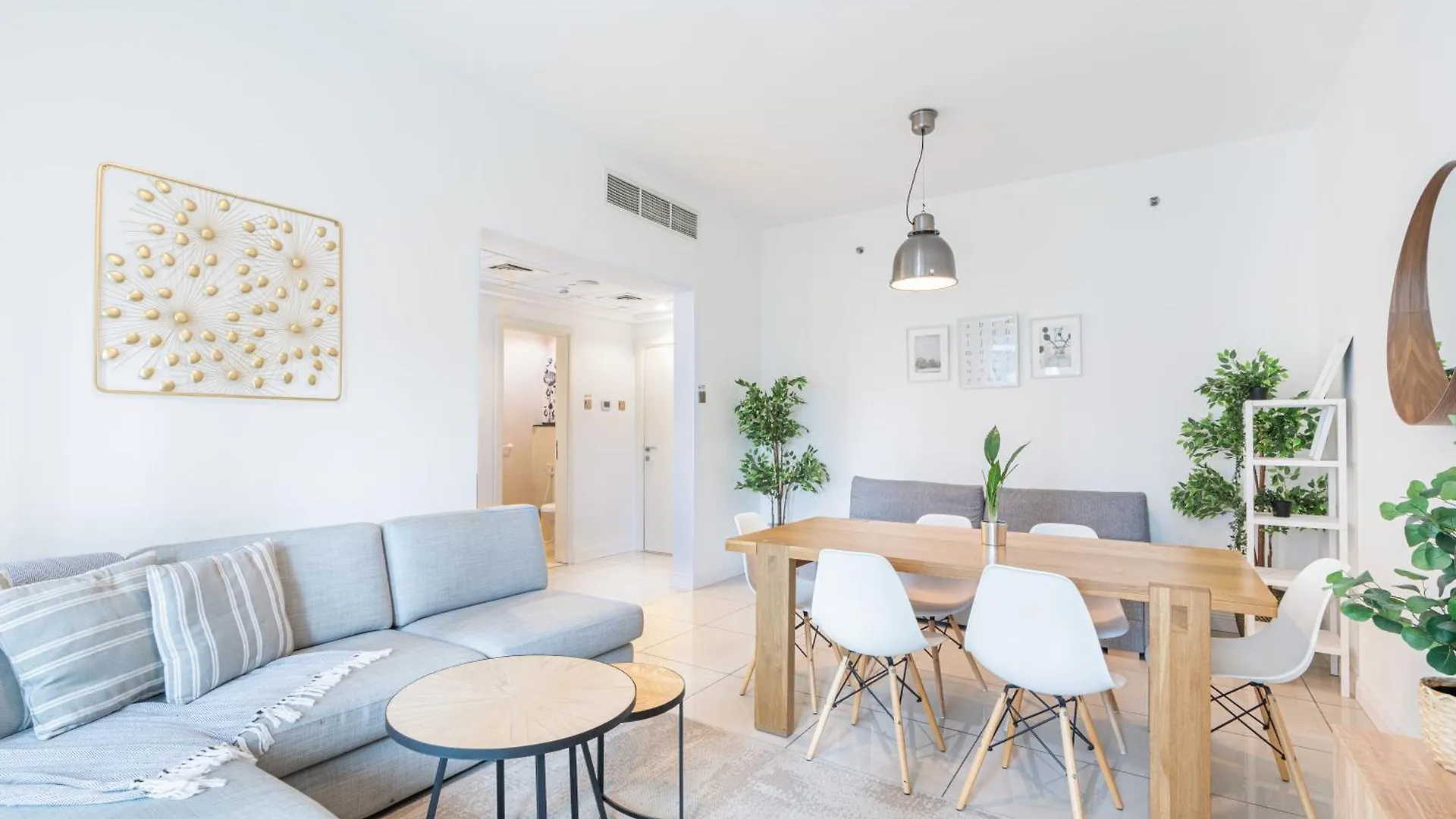 Beautiful Home At The Heart Of Marina Dubai 0*,