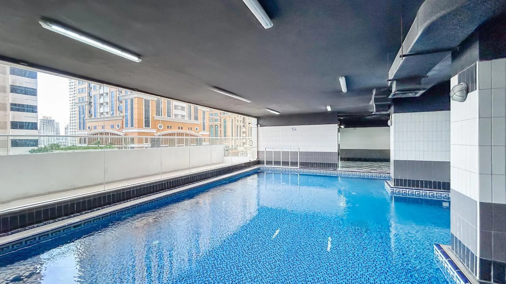 Apartment Beautiful Home At The Heart Of Marina Dubai